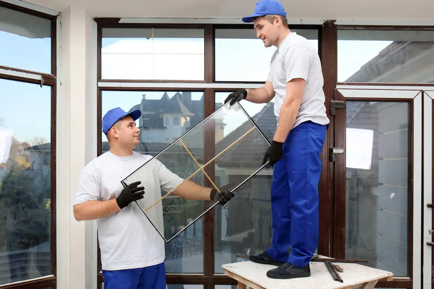 Soluciones en metal y vidrio con calidad certificada