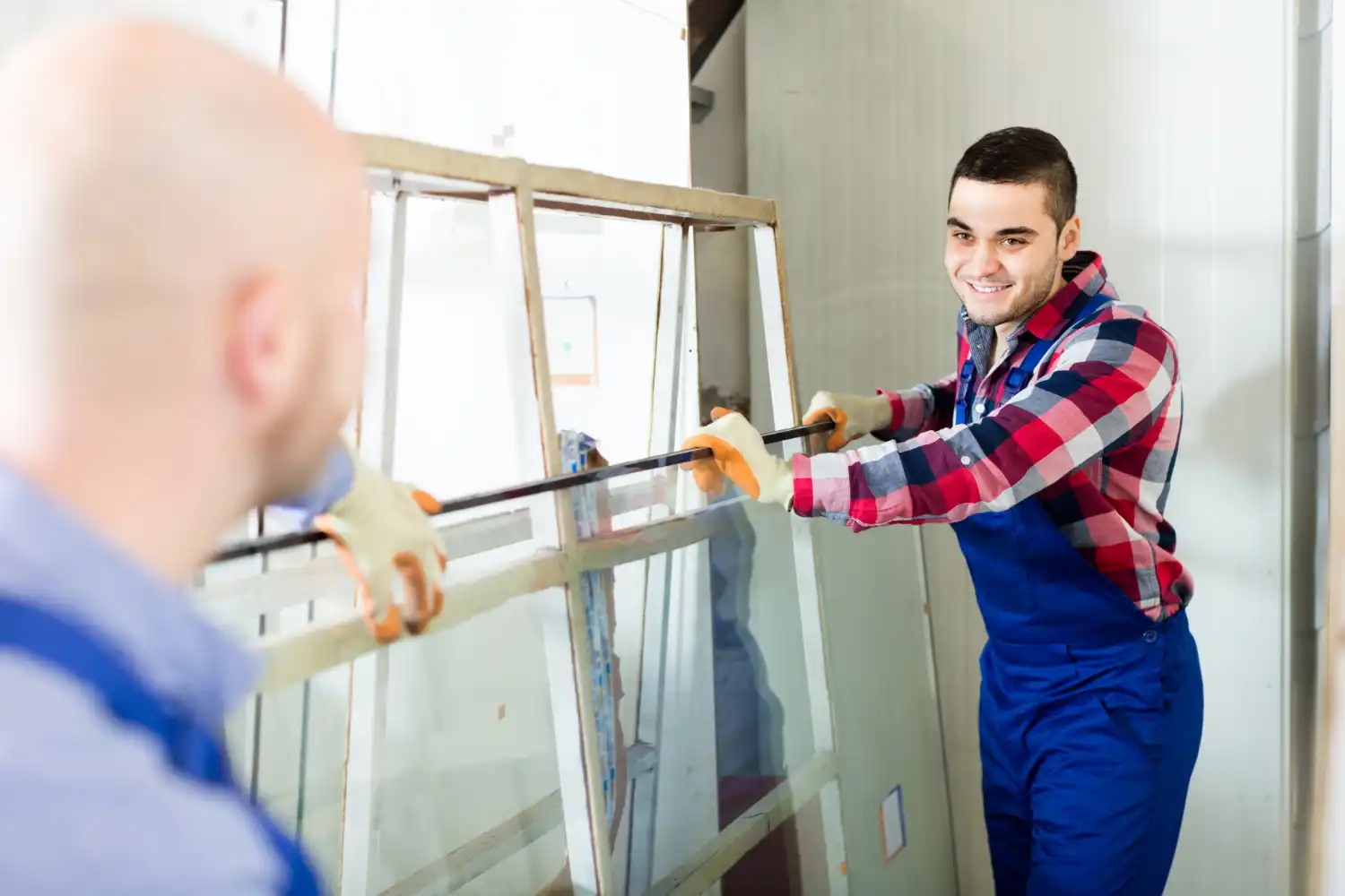 Fabricación, montaje, carpintería y reformas metálicas adaptadas a tus necesidades.